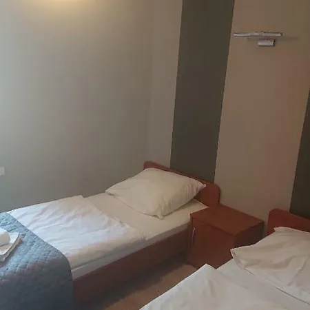 Dworek Mitro Rum i privatbostad *