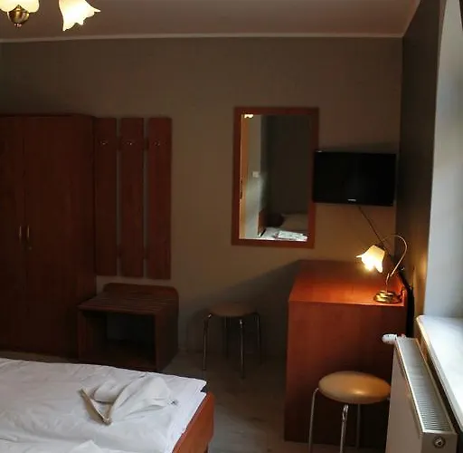 Dworek Mitro Habitación en casa particular