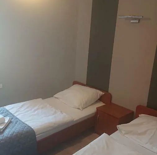 Dworek Mitro Habitación en casa particular *